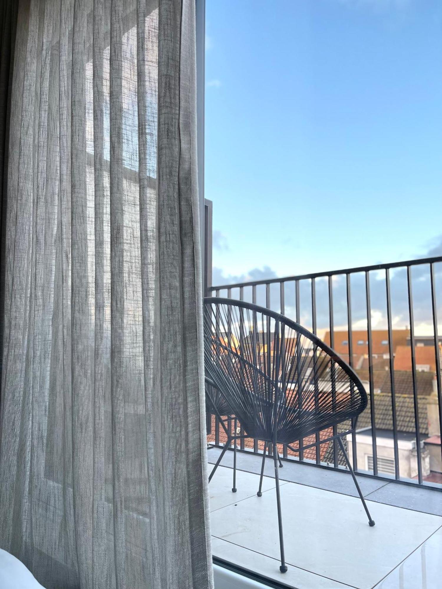 Ferienwohnung Molo Roof - Stylish Penthouse With Marina View Blankenberge Within Walking Distance From The Sea - 15 Km From Bruges Exterior foto